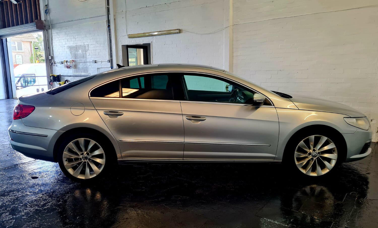 Used Volkswagen CC 2011 for sale - 76281416: Photo 8