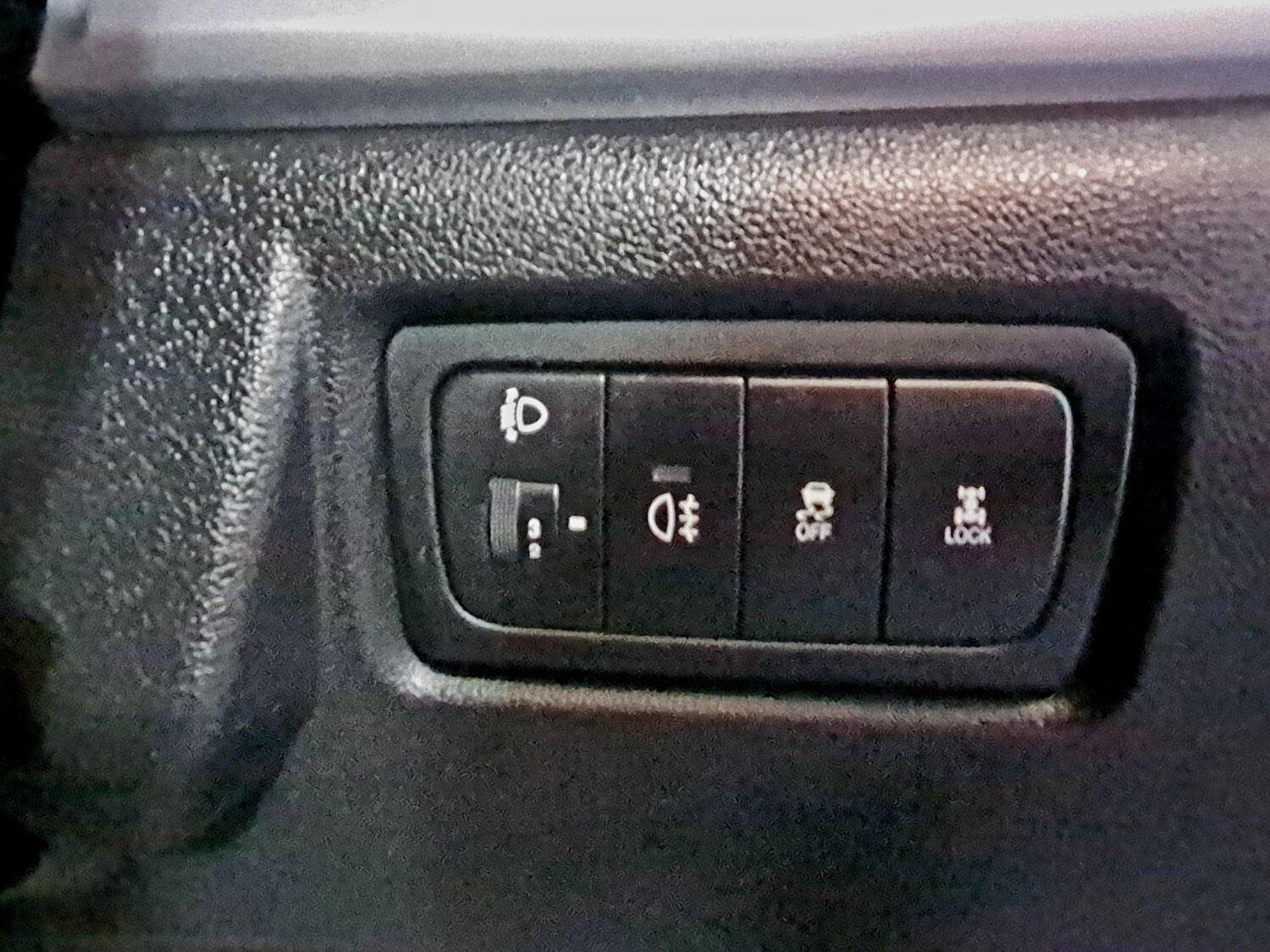 Used Ssangyong Korando 2015 for sale - 76324789: Photo 10