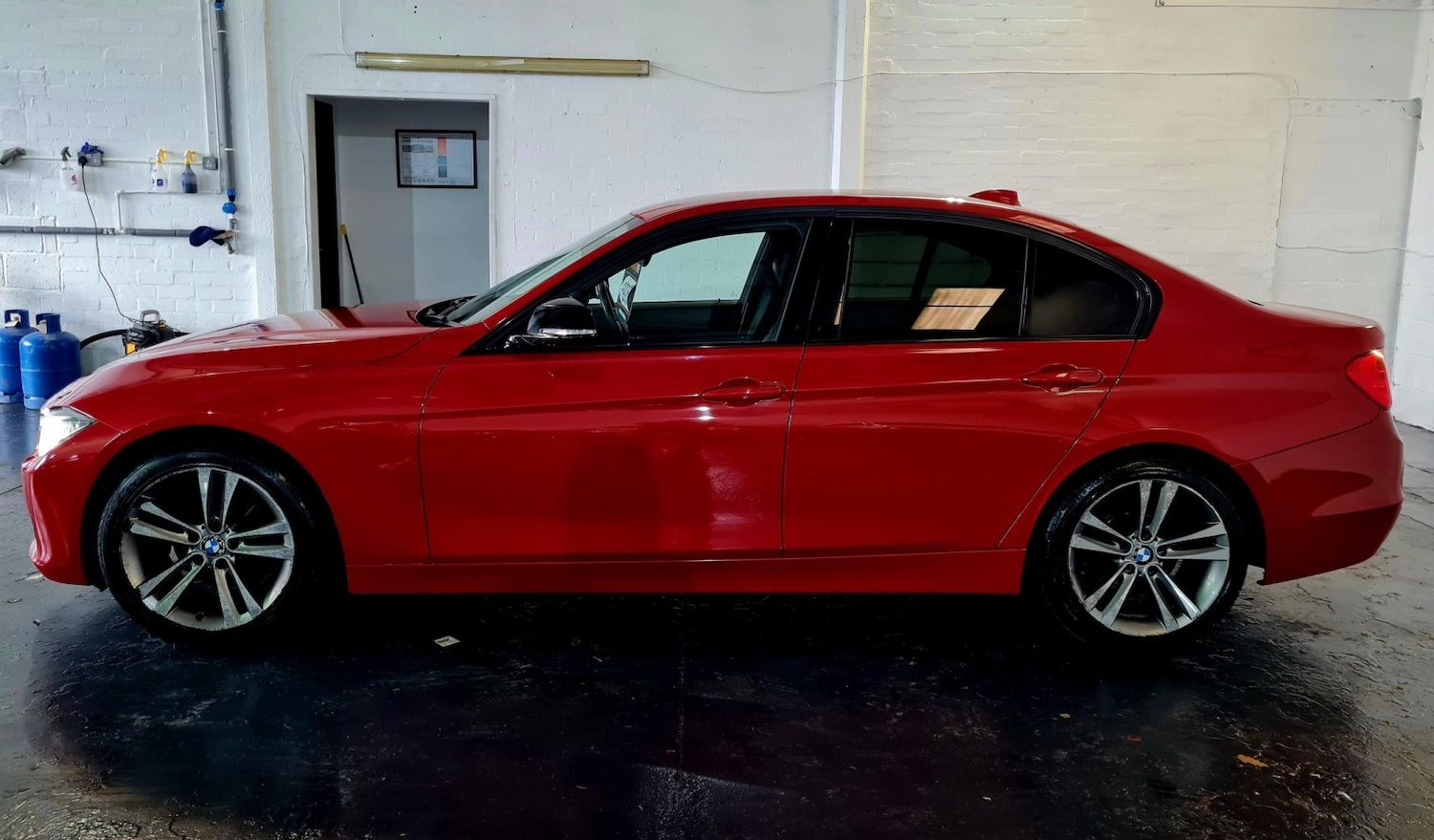 Used BMW 3 Series 2012 for sale - 76931448: Photo 4