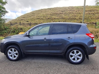 Used Toyota RAV4 2011 for sale - 75881769: Photo