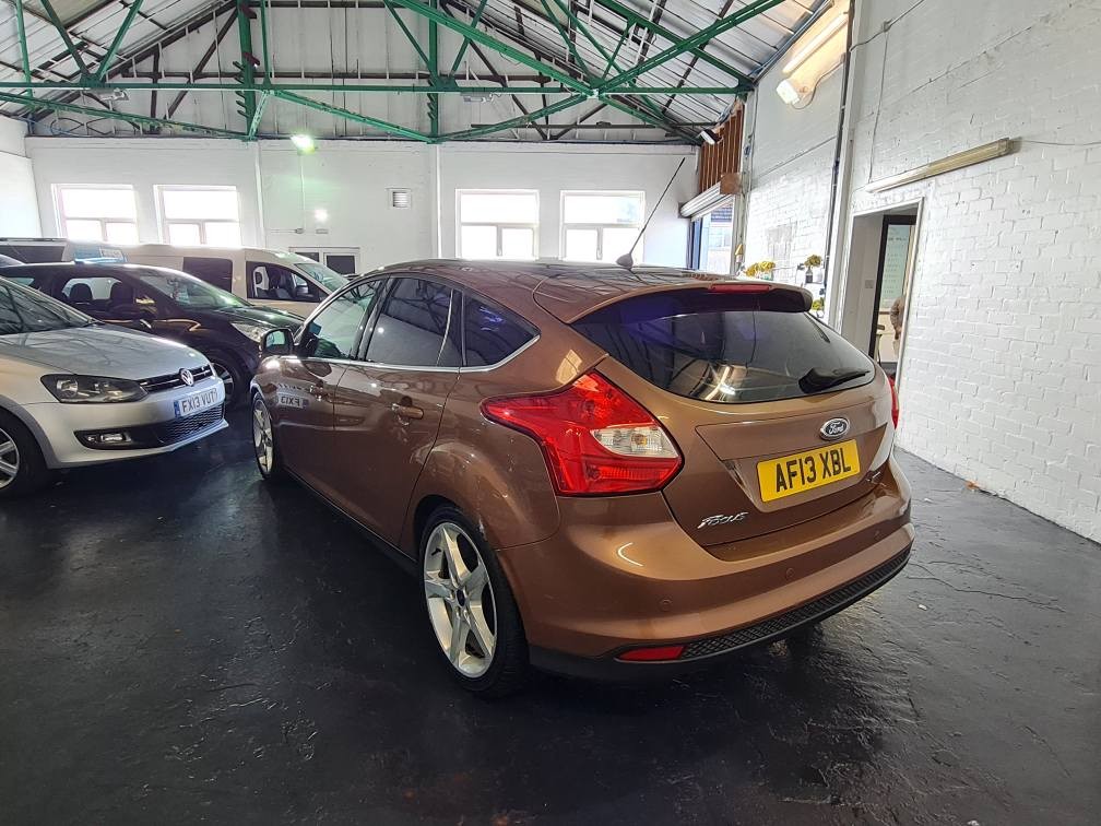 Used Ford Focus 2013 for sale - 76521148: Photo 5