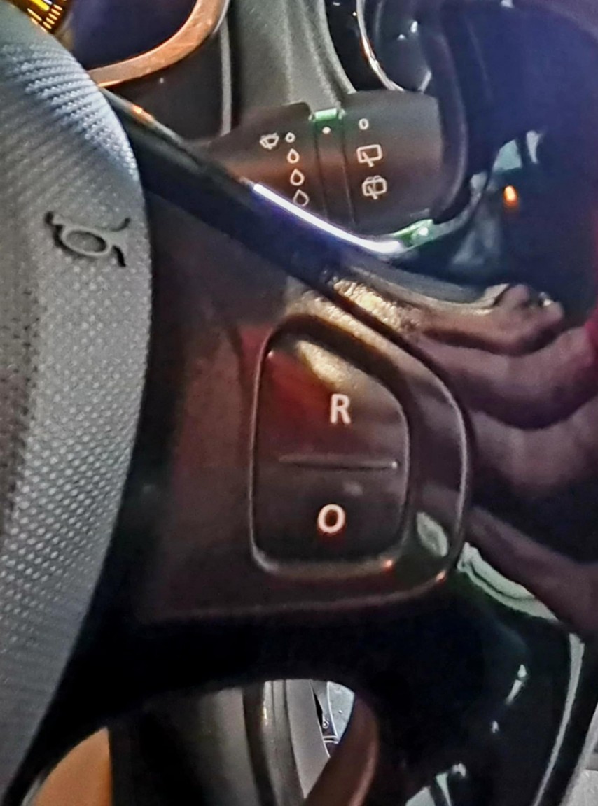 Used Renault Clio 2014 for sale - 76527373: Photo 11