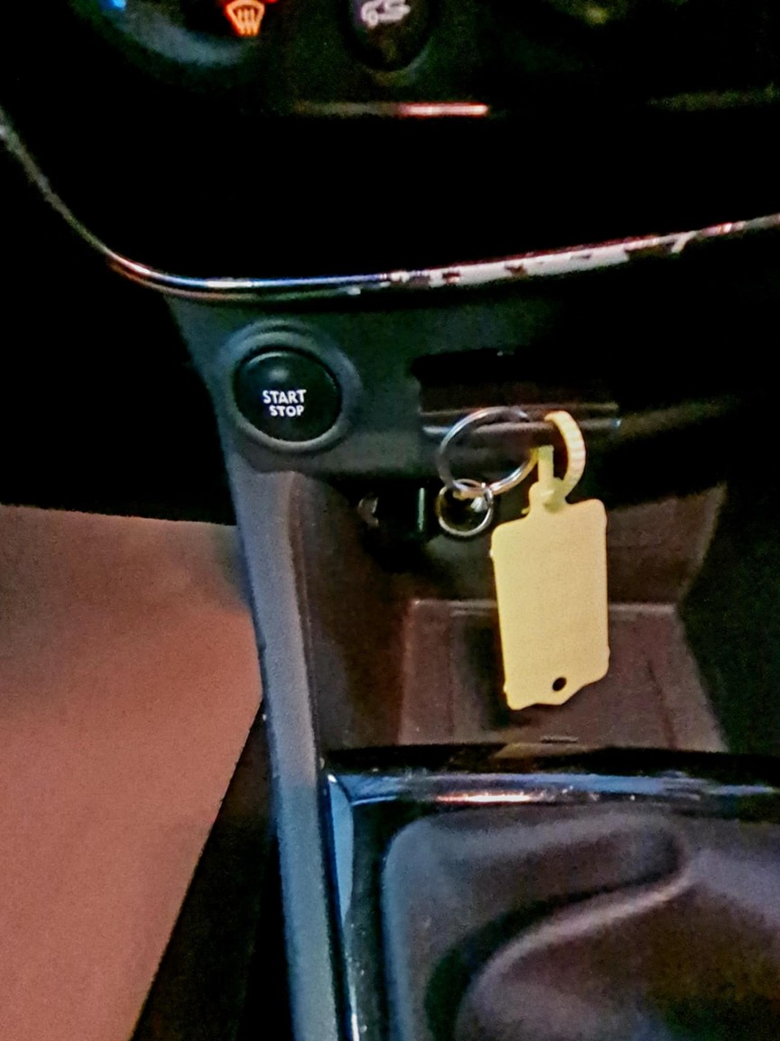 Used Renault Clio 2014 for sale - 76527373: Photo 17