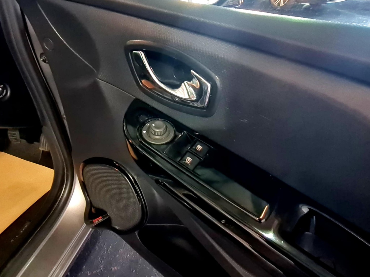 Used Renault Clio 2014 for sale - 76527373: Photo 9