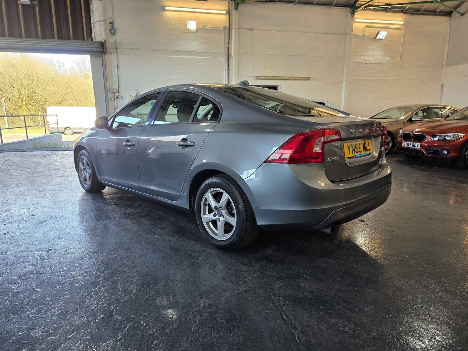 Used Volvo S60 2015 for sale - 77945769: Photo 5