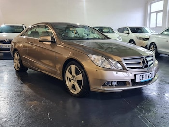 Used Mercedes-Benz E Class 2011 for sale - 77453090: Photo