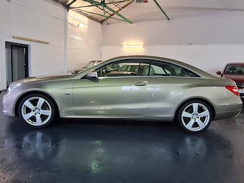 Used Mercedes-Benz E Class 2011 for sale - 77453090: Photo