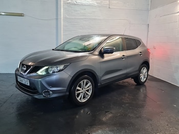 Used Nissan Qashqai 2014 for sale - 76968579: Photo