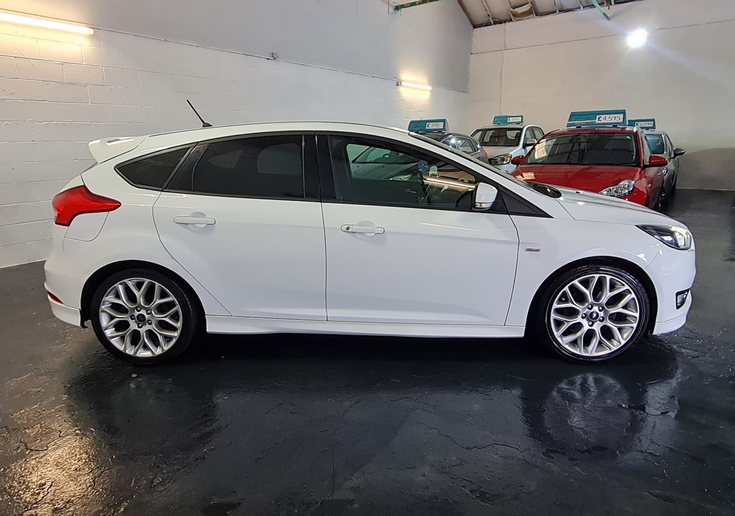 Used Ford Focus 2017 for sale - 76358227: Photo 7