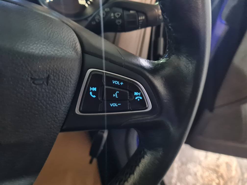 Used Ford Focus 2015 for sale - 76547935: Photo 13