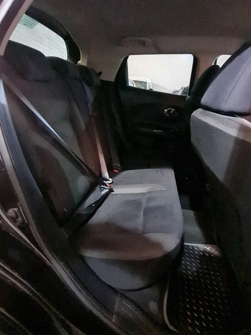 Used Nissan Juke 2014 for sale - 77251138: Photo 20