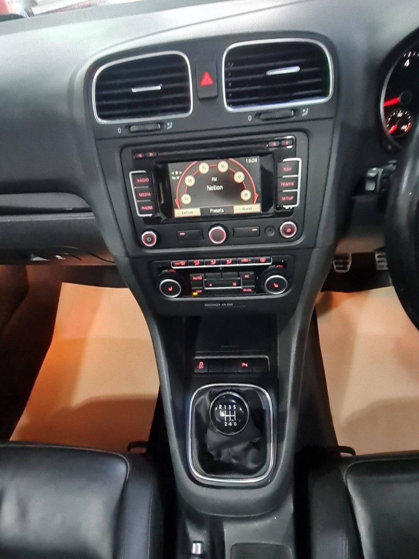 Used Volkswagen Golf 2011 for sale - 78090654: Photo 16