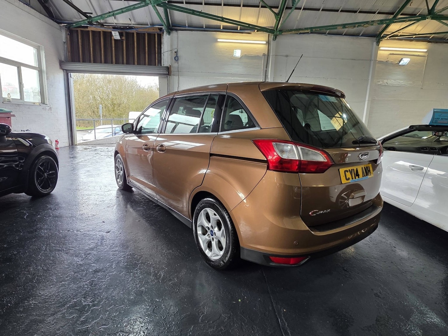 Used Ford Grand C-Max 2014 for sale - 78045494: Photo 5