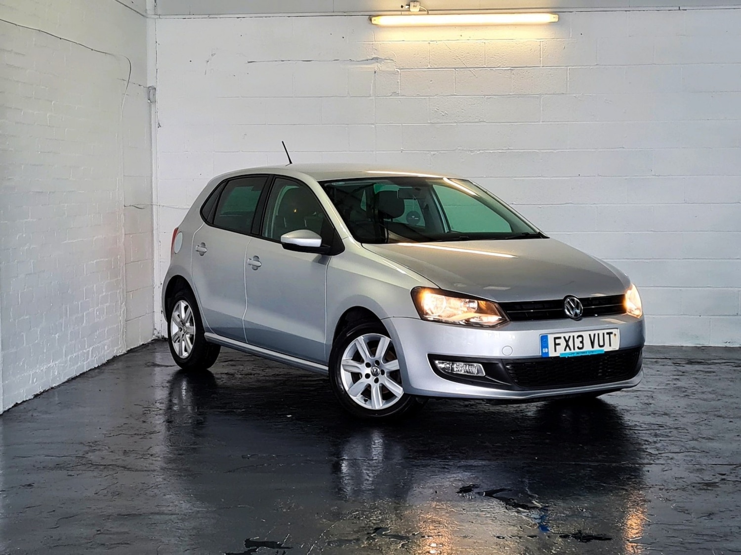 Used Volkswagen Polo 2013 for sale - 76439931: Photo 1