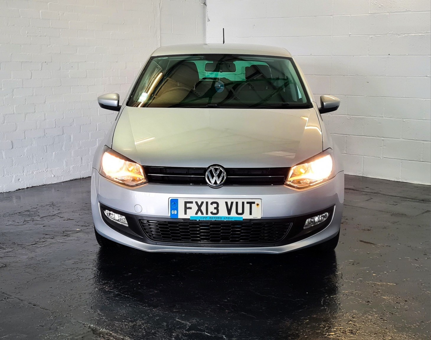 Used Volkswagen Polo 2013 for sale - 76439931: Photo 2