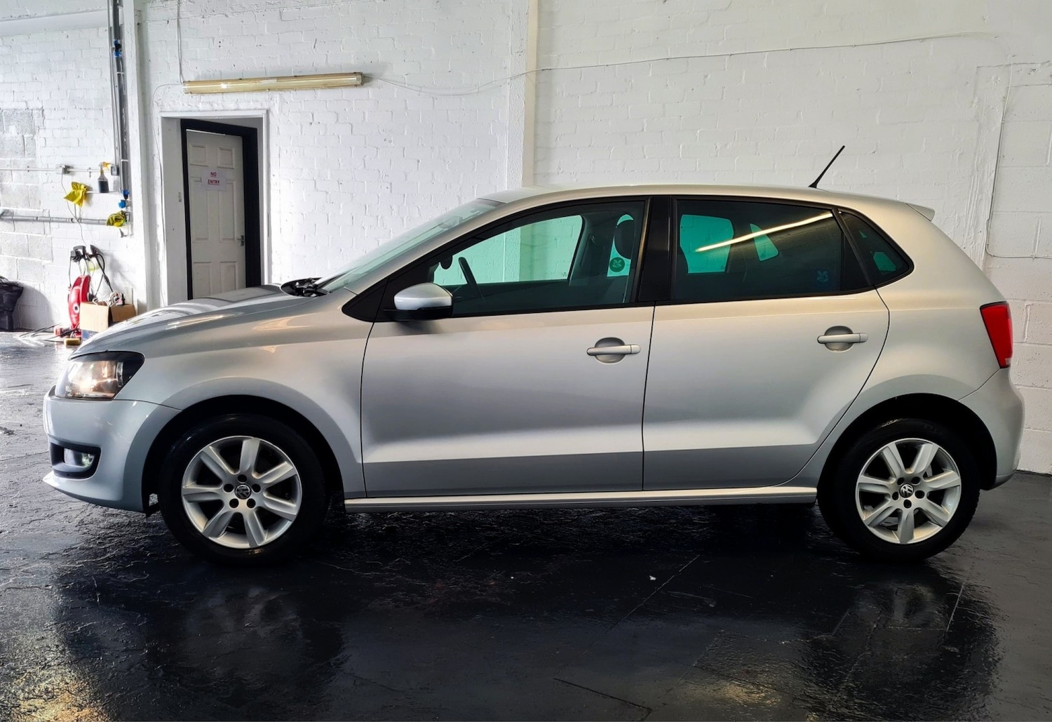 Used Volkswagen Polo 2013 for sale - 76439931: Photo 4