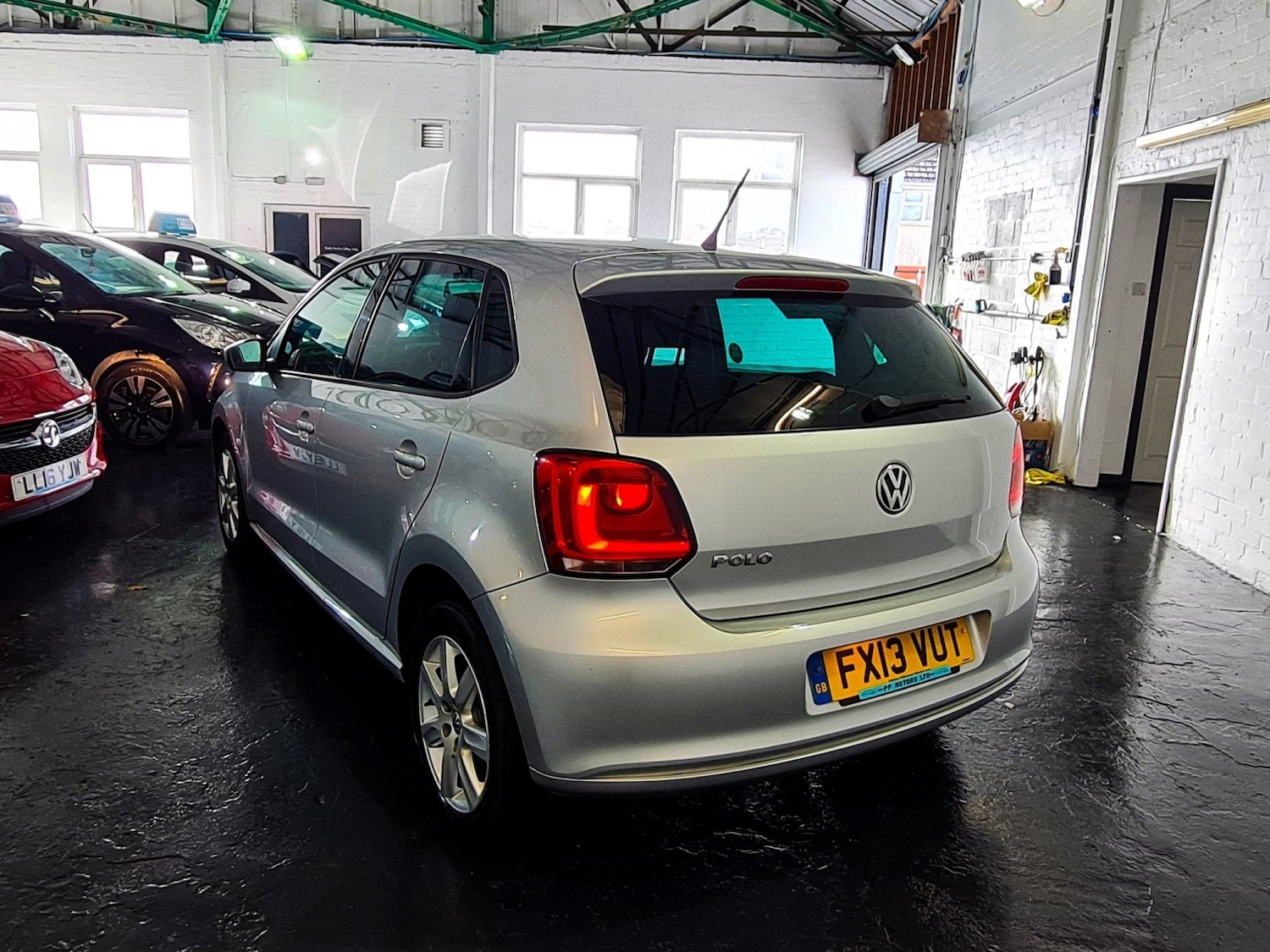 Used Volkswagen Polo 2013 for sale - 76439931: Photo 5
