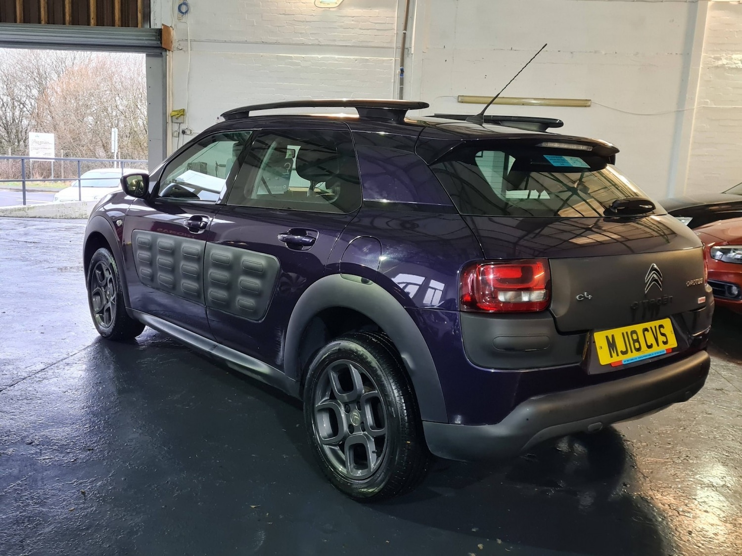 Used Citroen C4 Cactus 2018 for sale - 77319821: Photo 6