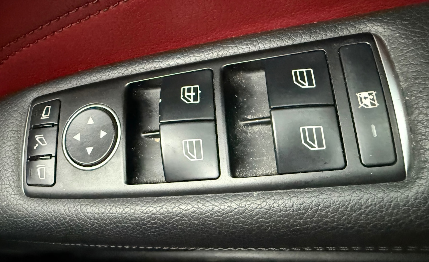 Used Mercedes-Benz E Class 2015 for sale - 77137746: Photo 28