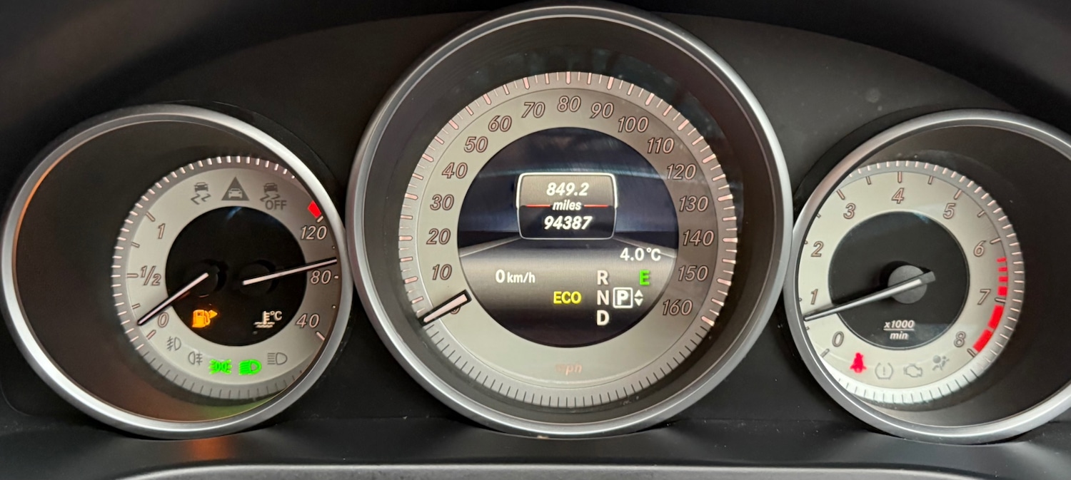 Used Mercedes-Benz E Class 2015 for sale - 77137746: Photo 30