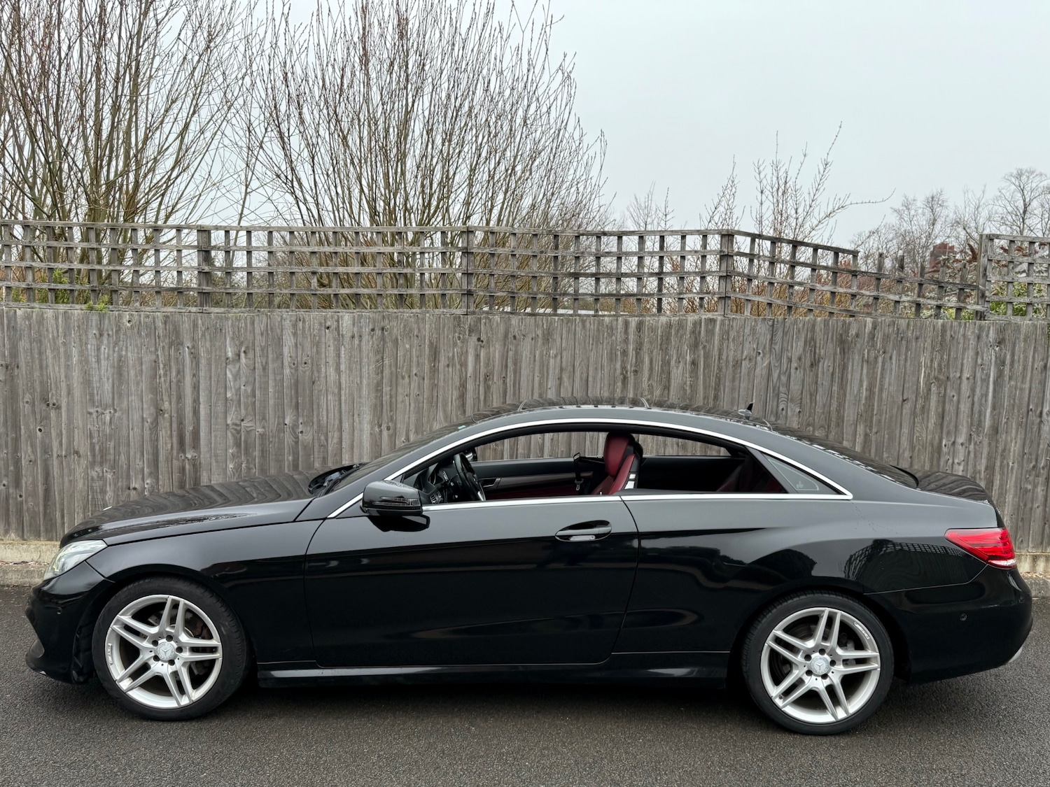 Used Mercedes-Benz E Class 2015 for sale - 77137746: Photo 9