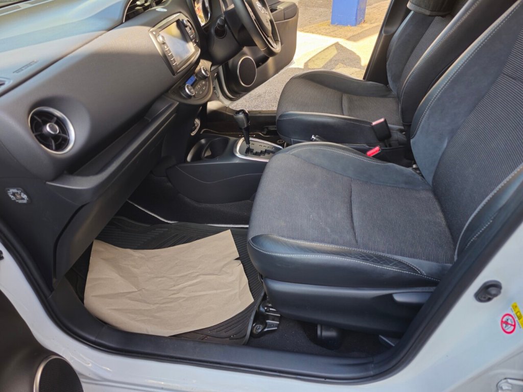 Used Toyota Yaris 2017 for sale - 77378236: Photo 14