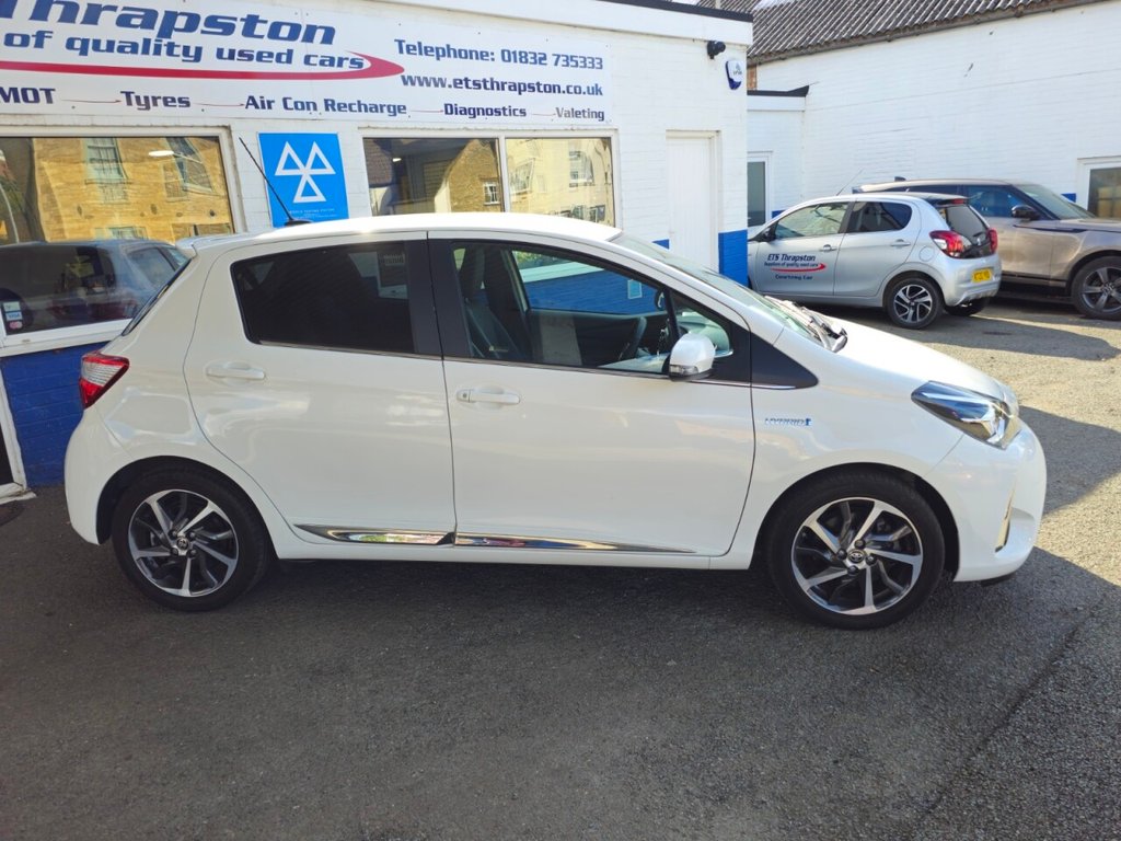 Used Toyota Yaris 2017 for sale - 77378236: Photo 2