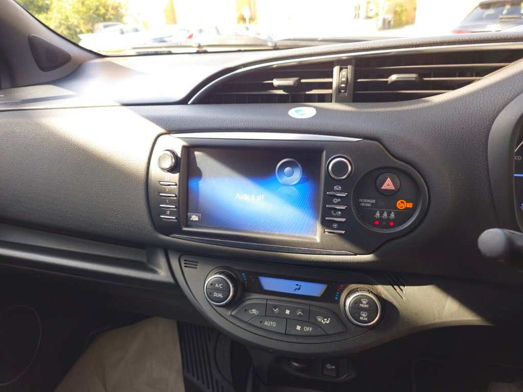 Used Toyota Yaris 2017 for sale - 77378236: Photo 20