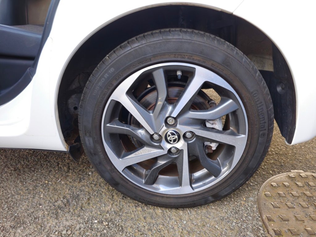 Used Toyota Yaris 2017 for sale - 77378236: Photo 22