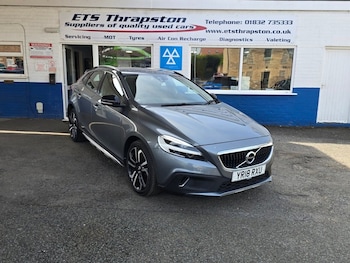 Used Volvo V40 2018 for sale - 78533962: Photo