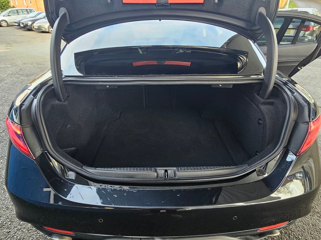 Used Alfa Romeo Giulia 2019 for sale - 77681119: Photo 12