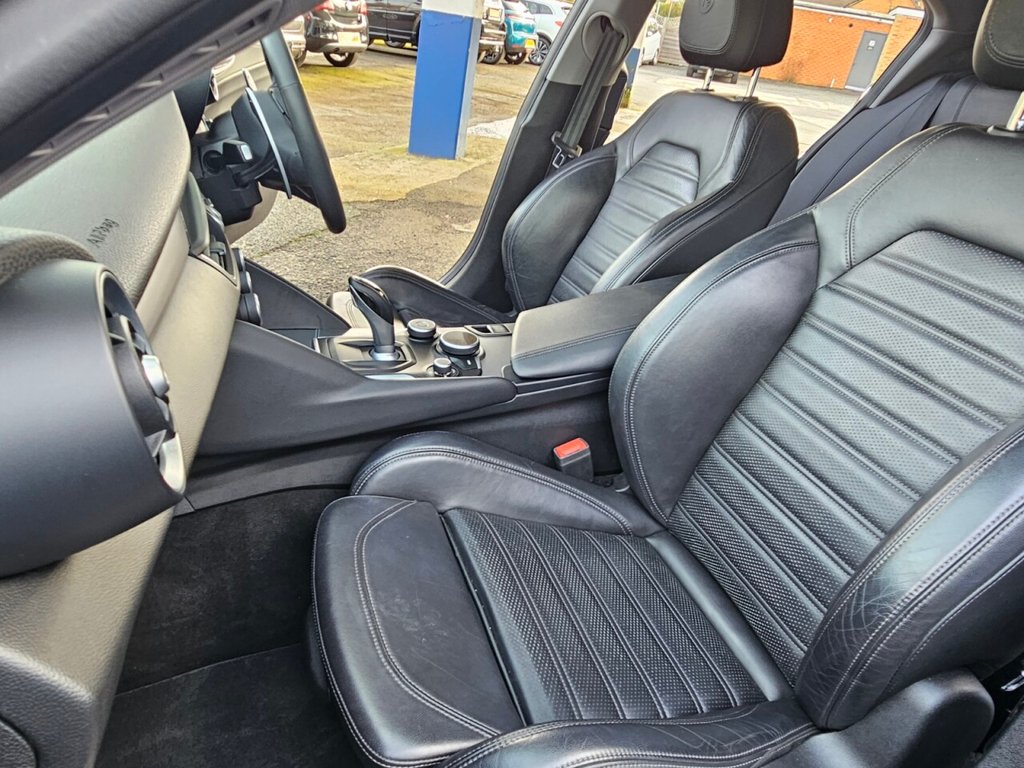 Used Alfa Romeo Giulia 2019 for sale - 77681119: Photo 15