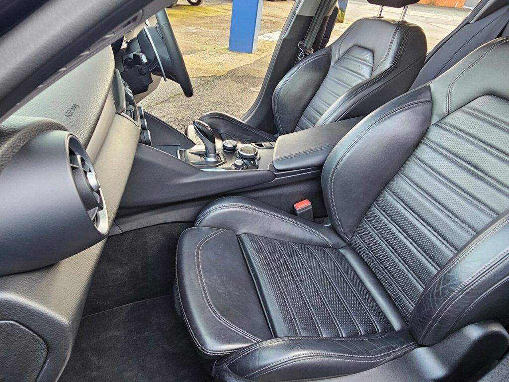 Used Alfa Romeo Giulia 2019 for sale - 77681119: Photo 17