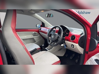 Used Volkswagen up! 2015 for sale - 77960964: Photo