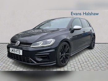 Used Volkswagen Golf 2018 for sale - 77857727: Photo