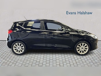 Used Ford Fiesta 2018 for sale - 79051835: Photo