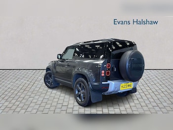 Used Land Rover Defender 90 2023 for sale - 78961051: Photo