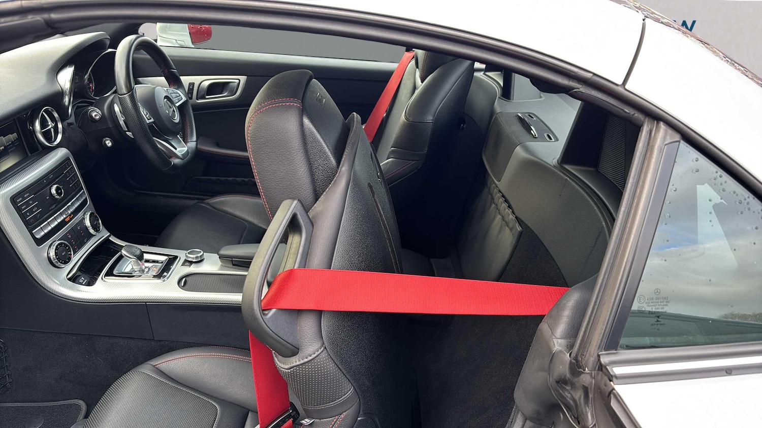 Used Mercedes-Benz SLC 2016 for sale - 77861304: Photo 18