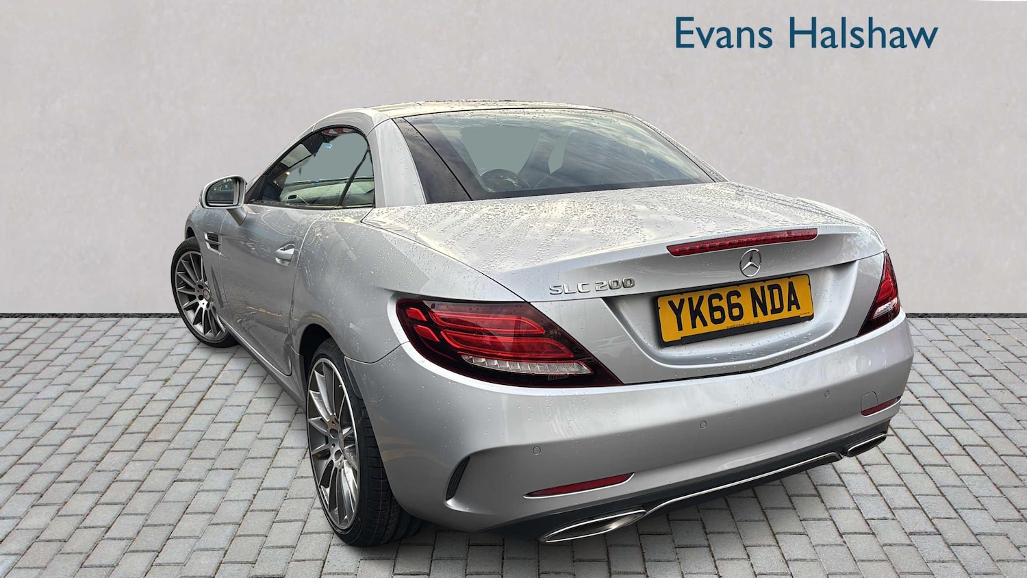 Used Mercedes-Benz SLC 2016 for sale - 77861304: Photo 4