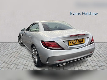 Used Mercedes-Benz SLC 2016 for sale - 77861304: Photo
