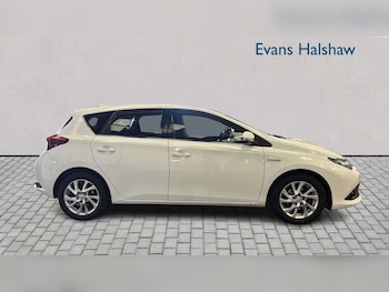 Used Toyota Auris 2016 for sale - 79511420: Photo
