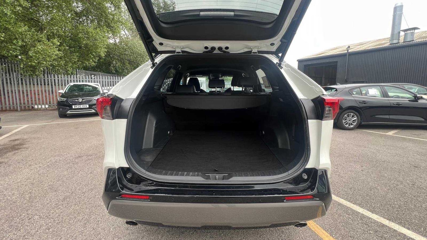 Used Toyota RAV4 for sale - 77861530: Photo 15