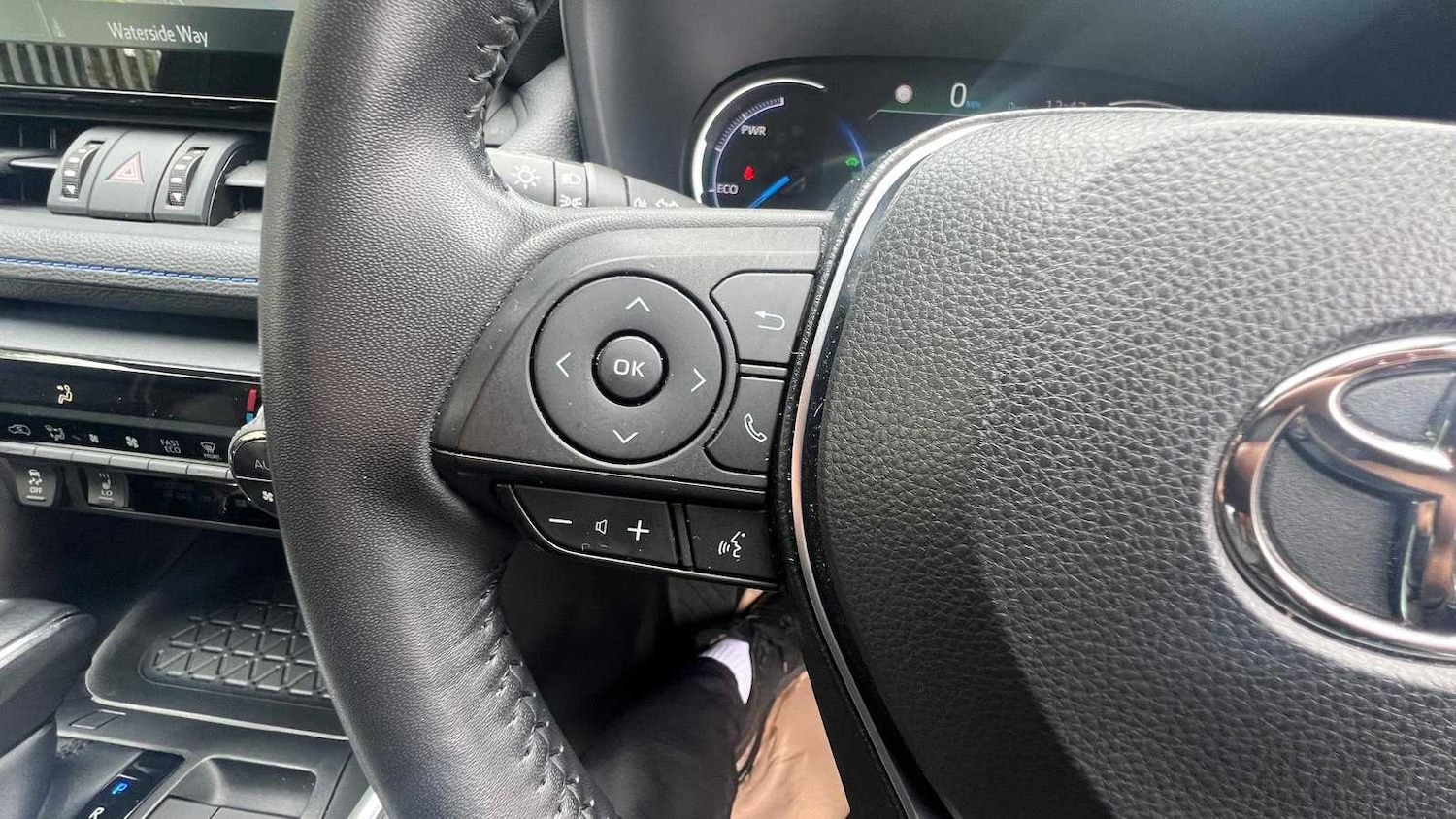 Used Toyota RAV4 for sale - 77861530: Photo 28