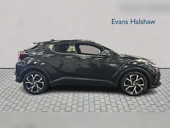Used Toyota C-HR 2022 for sale - 78881065: Photo