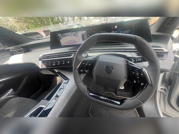 Used Peugeot 3008 2024 for sale - 77862483: Photo