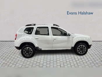 Used Dacia Duster 2017 for sale - 78707328: Photo