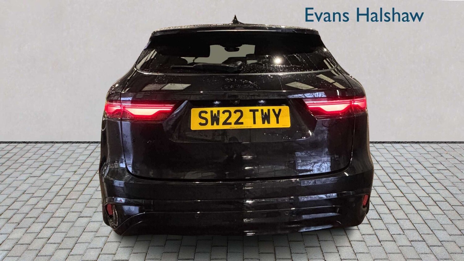 Used Jaguar F-Pace 2022 for sale - 77961062: Photo 8