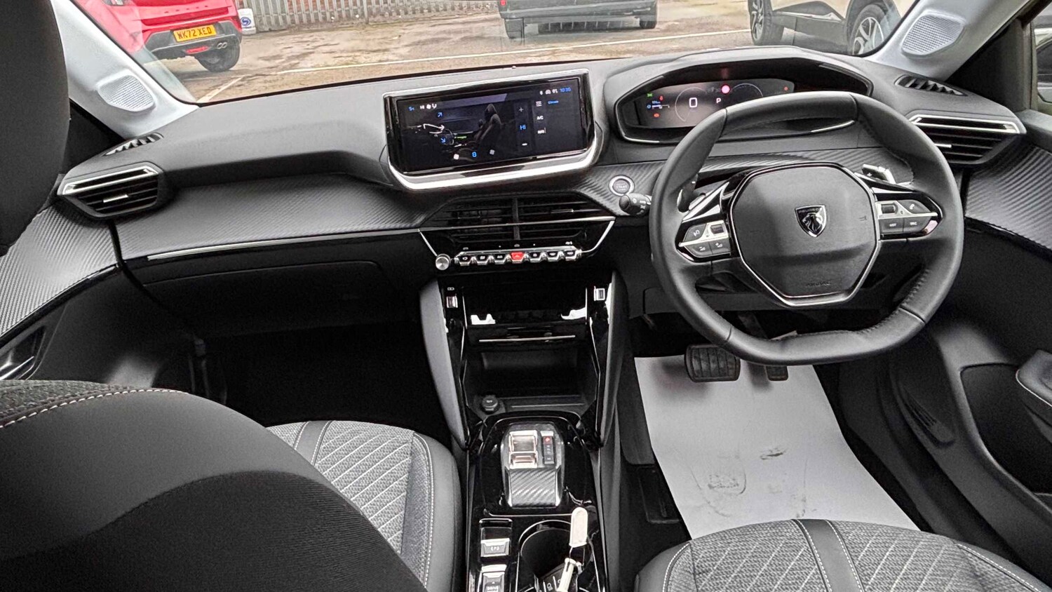 Used Peugeot 208 2024 for sale - 77856827: Photo 12