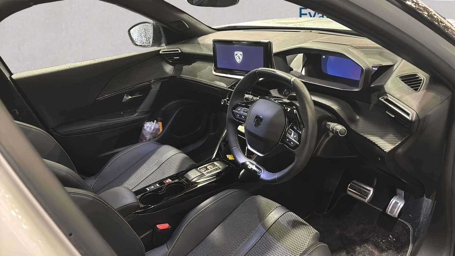 Used Peugeot 2008 2024 for sale - 78188066: Photo 3