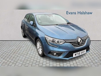 Used Renault Megane 2018 for sale - 78550884: Photo